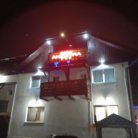 Casa Anemyra Hotel Săcele Buitenkant foto