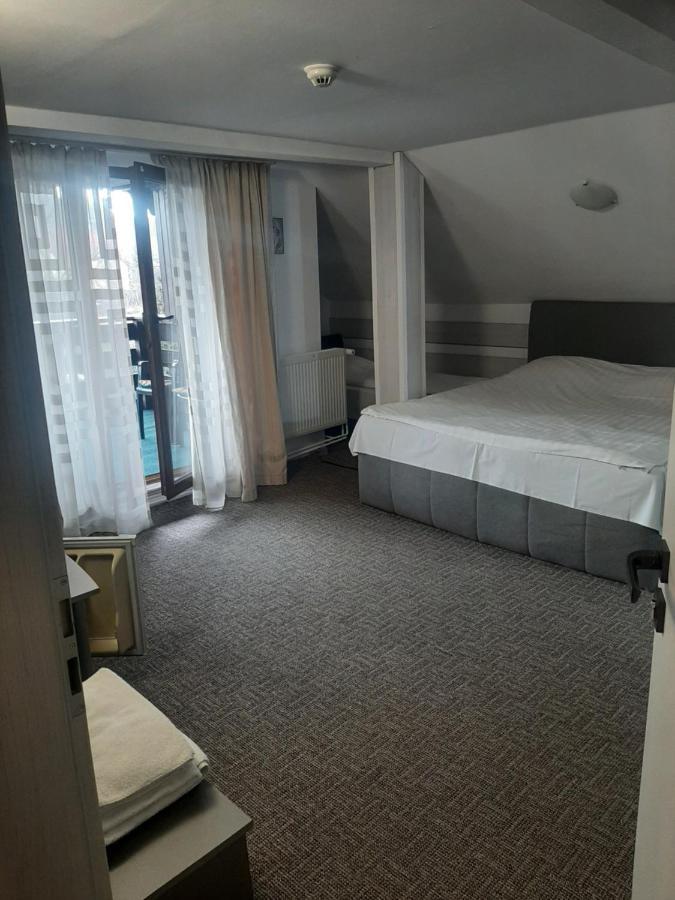 Casa Anemyra Hotel Săcele Buitenkant foto