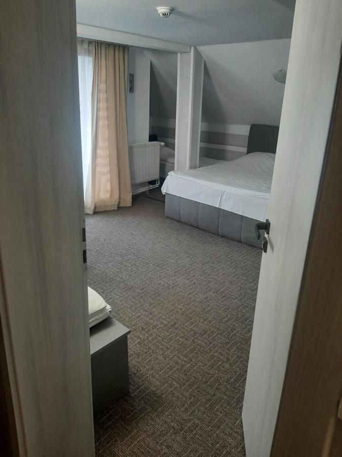 Casa Anemyra Hotel Săcele Buitenkant foto