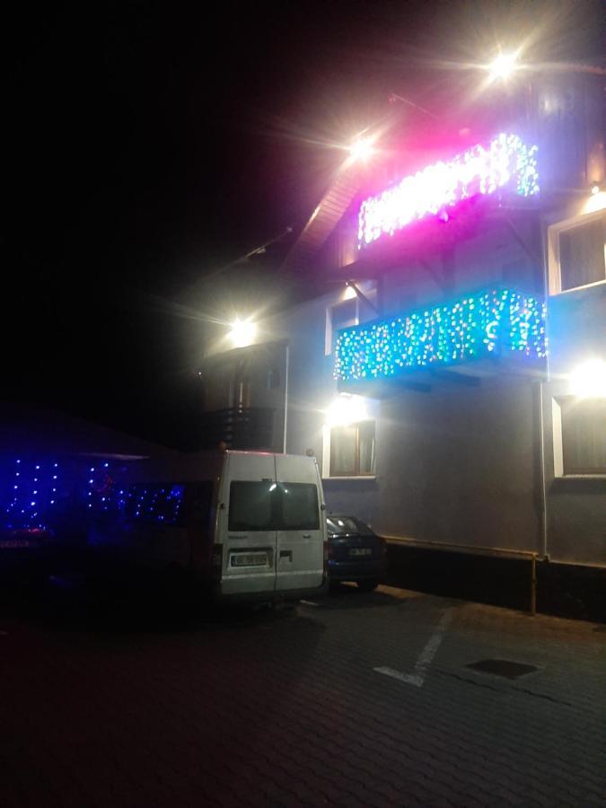 Casa Anemyra Hotel Săcele Buitenkant foto