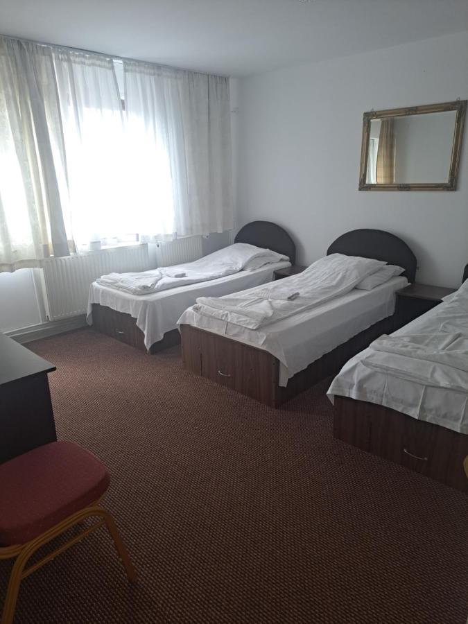Casa Anemyra Hotel Săcele Buitenkant foto