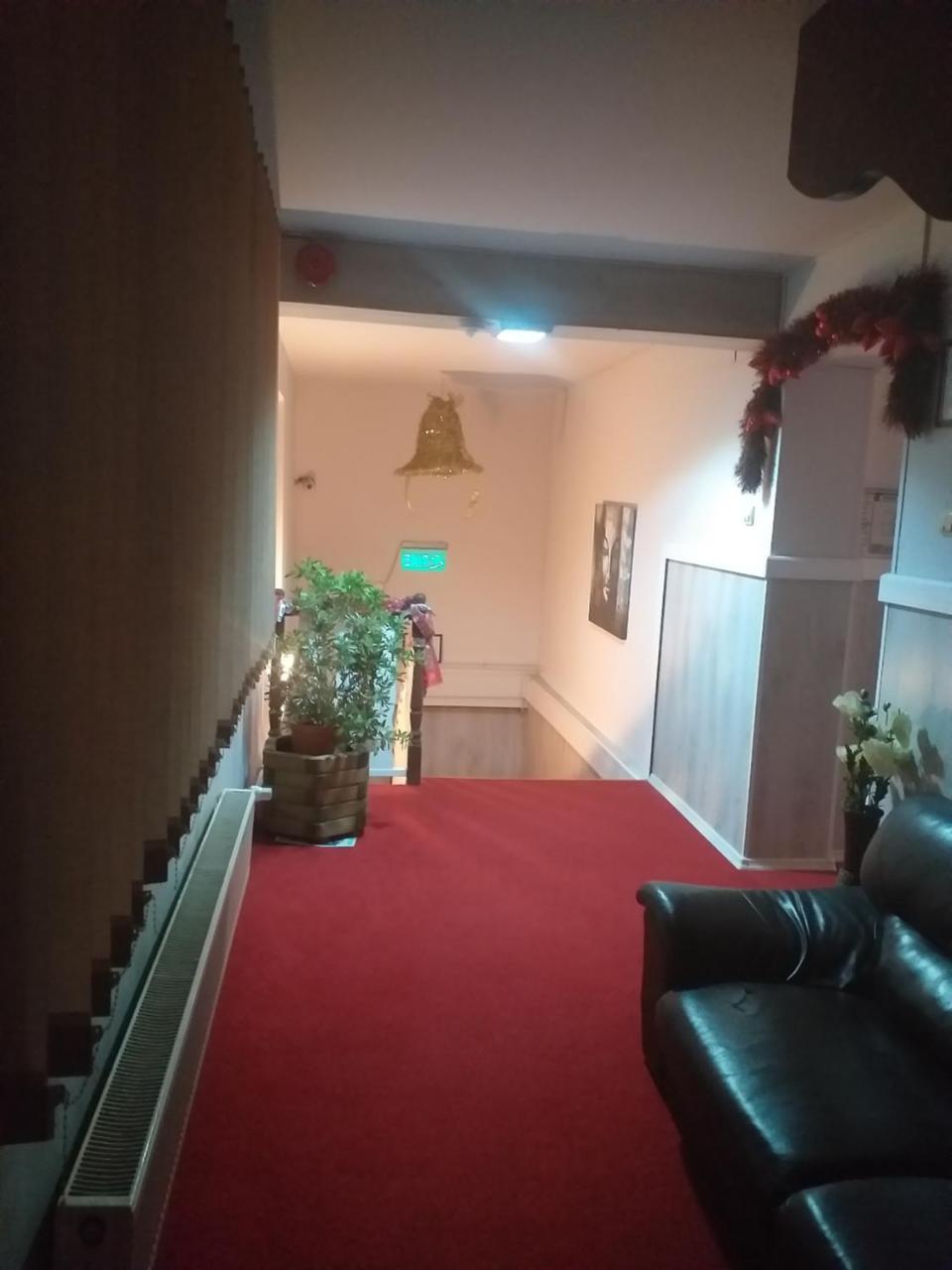 Casa Anemyra Hotel Săcele Buitenkant foto