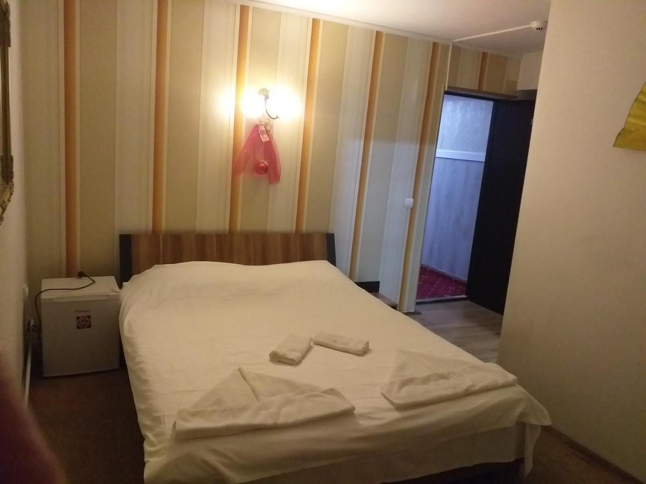 Casa Anemyra Hotel Săcele Buitenkant foto