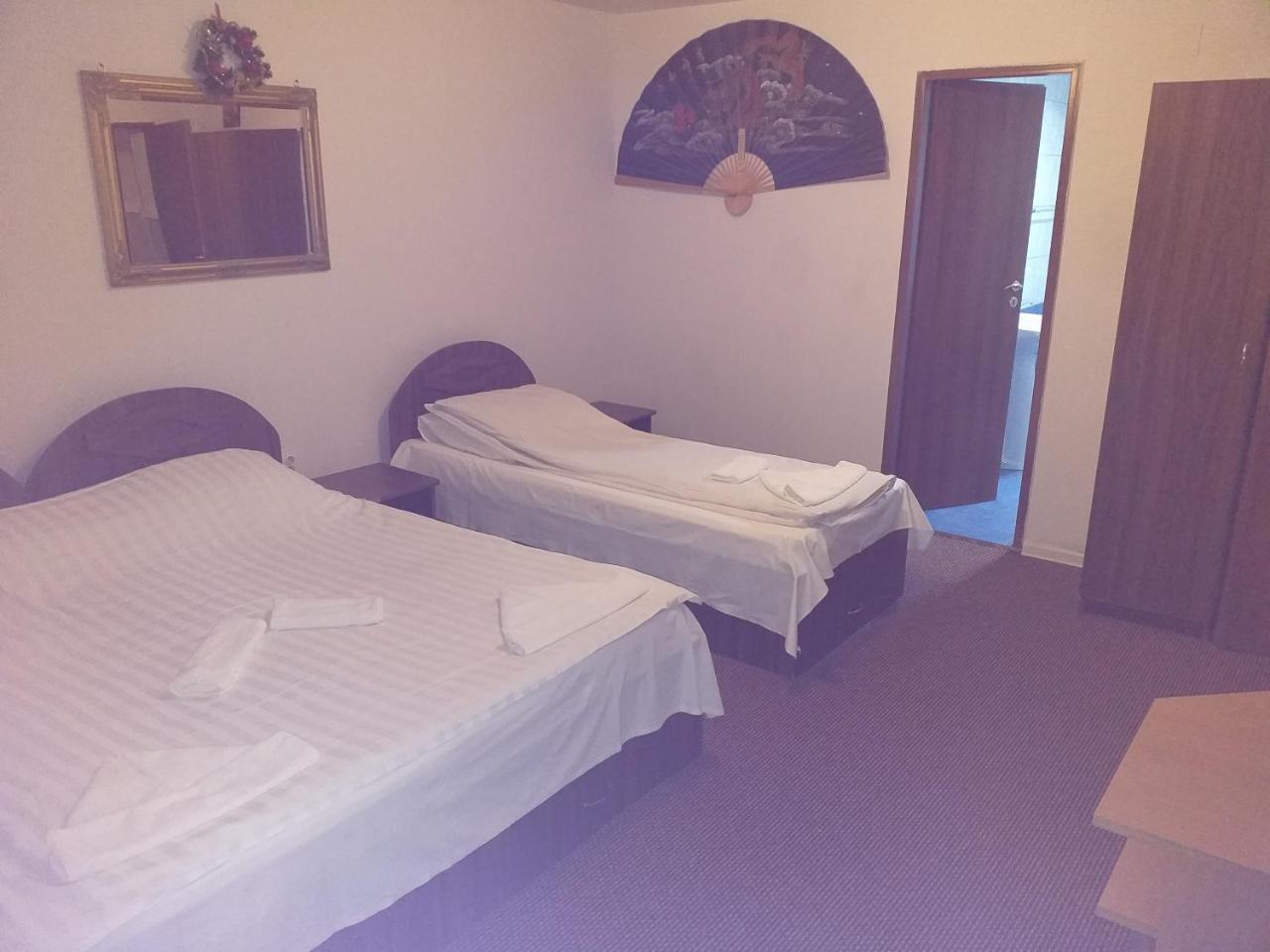 Casa Anemyra Hotel Săcele Buitenkant foto