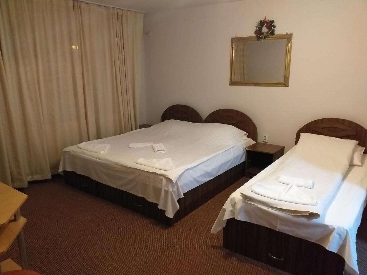 Casa Anemyra Hotel Săcele Buitenkant foto