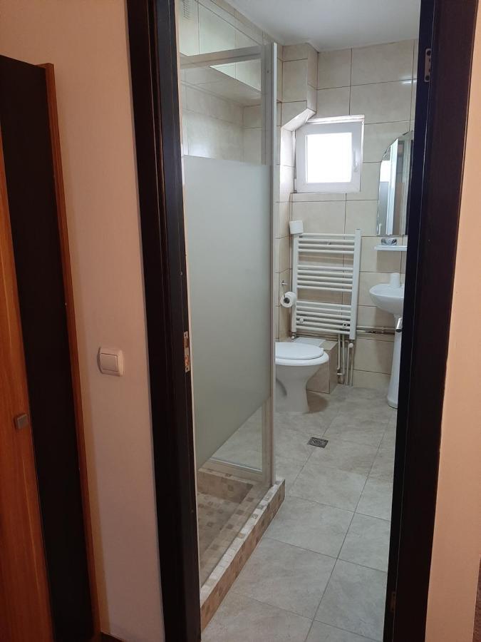 Casa Anemyra Hotel Săcele Buitenkant foto